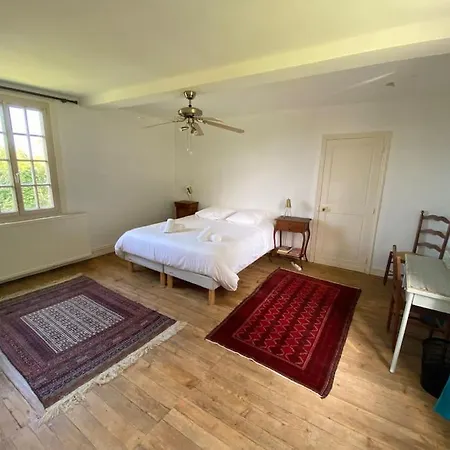 Maison Atypique De Campagne, Jardin, Proche Mer Victot-Pontfol